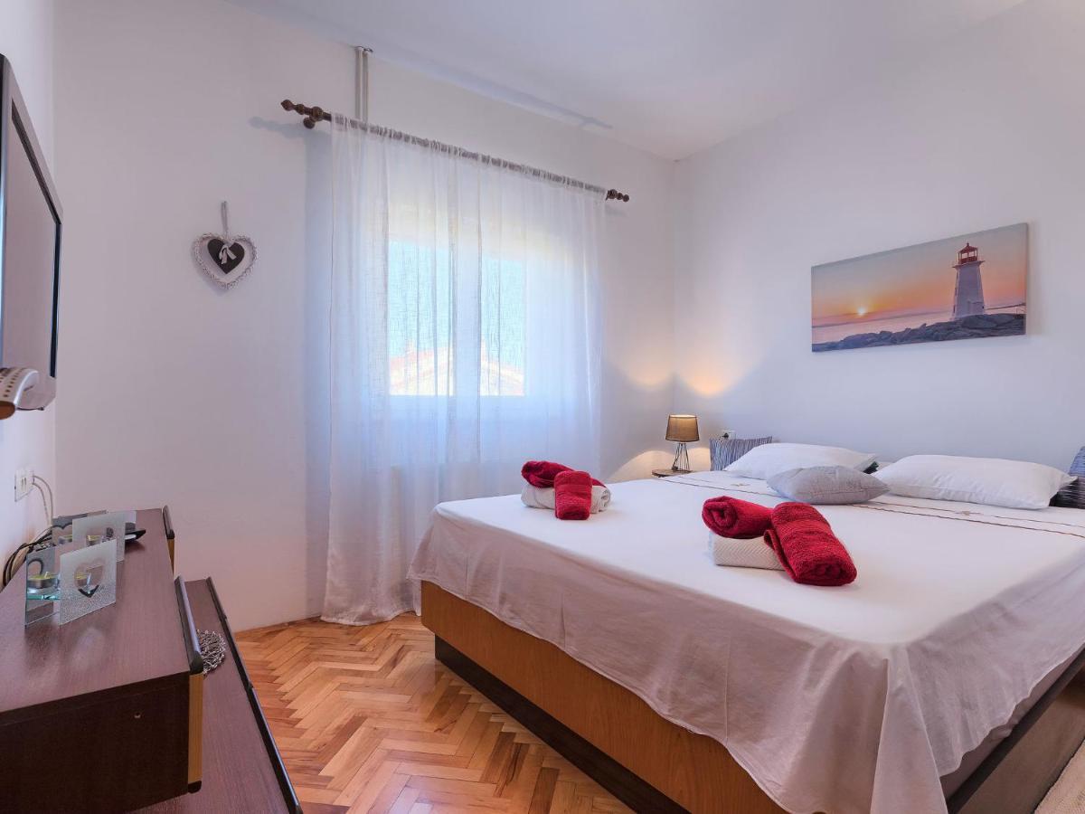 Apartment Laura By Interhome Galižana Exteriér fotografie